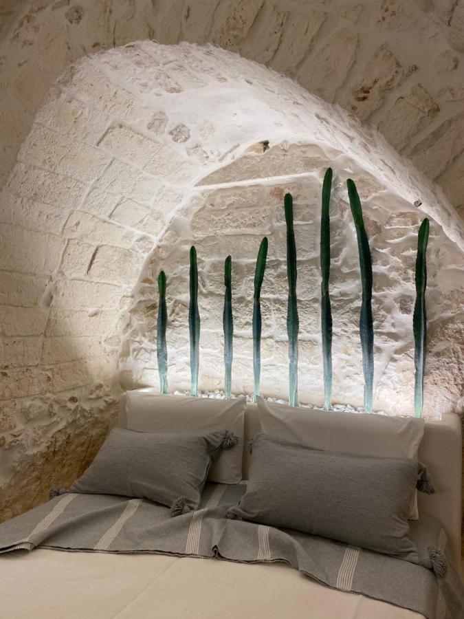 Alesia Luxury Cave Bed and Breakfast Ostuni Exteriör bild
