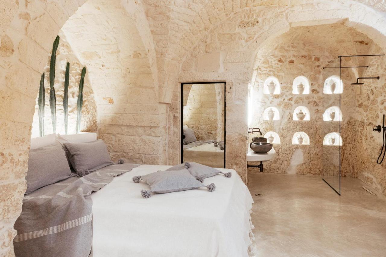 Alesia Luxury Cave Bed and Breakfast Ostuni Exteriör bild