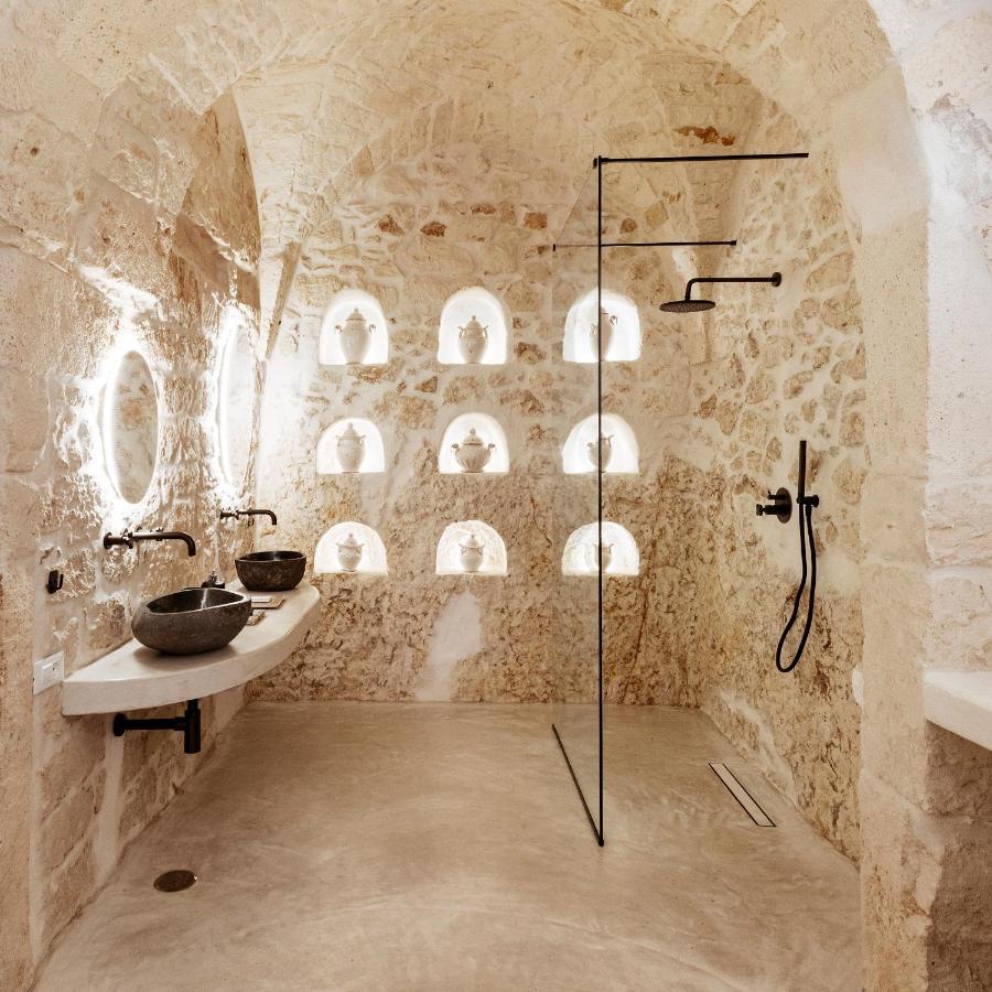 Alesia Luxury Cave Bed and Breakfast Ostuni Exteriör bild