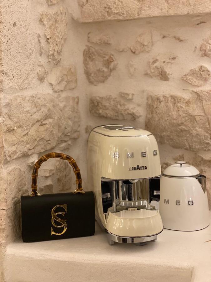Alesia Luxury Cave Bed and Breakfast Ostuni Exteriör bild