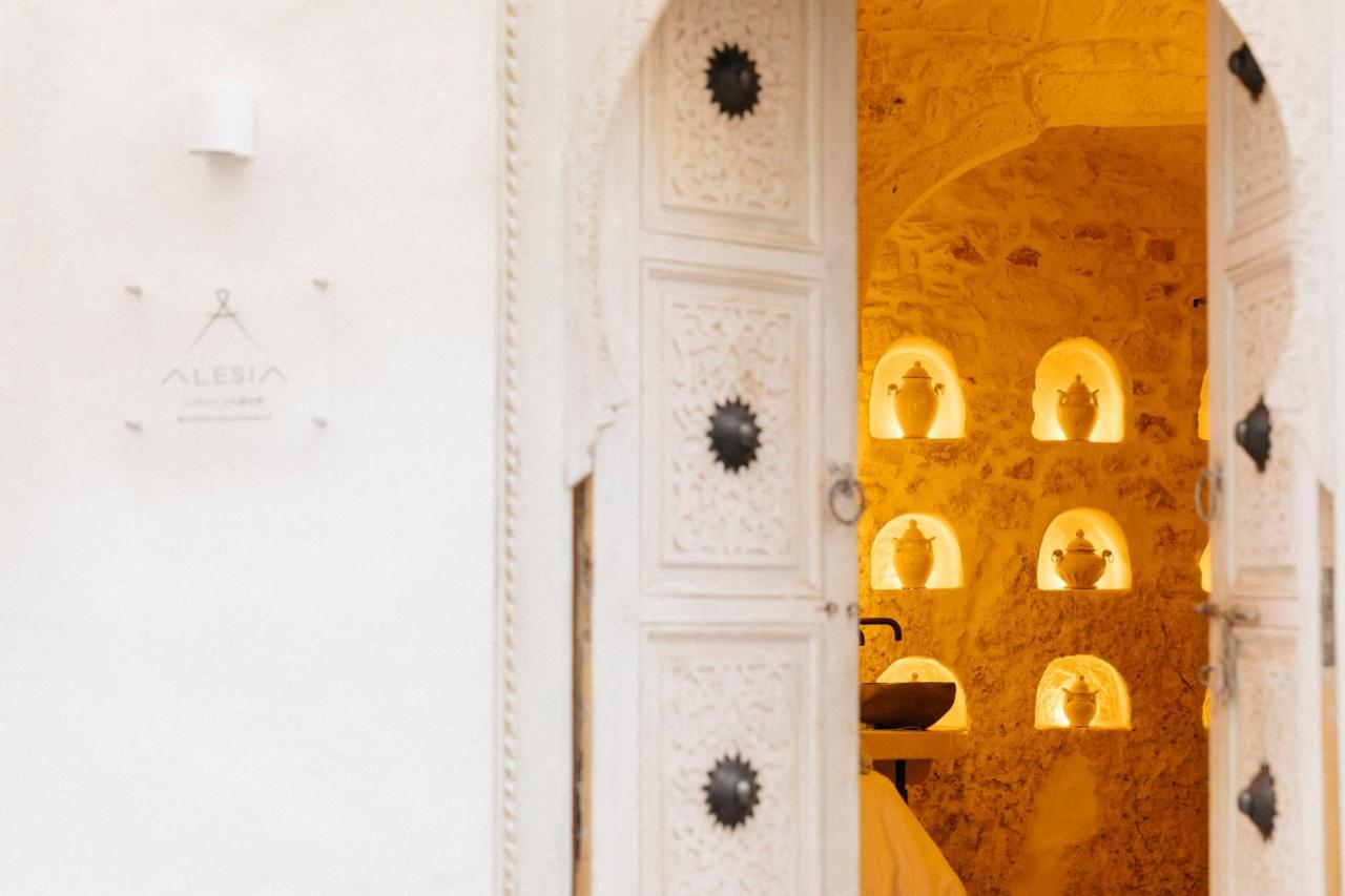 Alesia Luxury Cave Bed and Breakfast Ostuni Exteriör bild